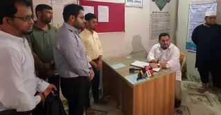 পুলিশ প্রটোকল ছাড়াই আমিনবাজার-আশুলিয়া রাজস্ব সার্কেল পরিদর্শনে ভূমি প্রতিমন্ত্রী